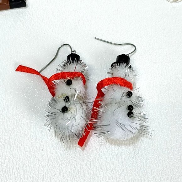 Holiday Earrings & A Santa Claus Pendant Set Red & Green Vintage Jingle Bells - Picture 12 of 13